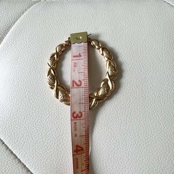 Gold Large Chunky Hoop Statement Geometric Earrings XO design New - Picture 5 of 6